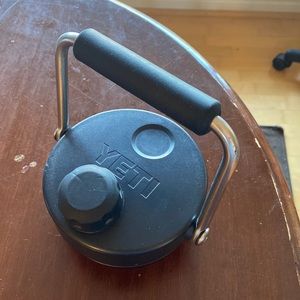 Yeti one gallon lid